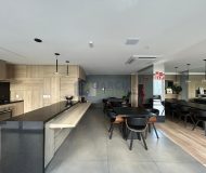 Apartamento com 56m², 2 dormitórios, 1 suíte, 1 vaga no bairro Jardim Lindóia em Porto Alegre