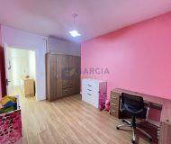 Casa com 88m², 2 dormitórios, 2 vagas no bairro Sarandi em Porto Alegre