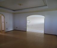 Prédio com 204m², 3 dormitórios, 1 vaga no bairro Sarandi em Porto Alegre