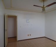 Prédio com 204m², 3 dormitórios, 1 vaga no bairro Sarandi em Porto Alegre