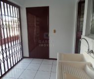 Prédio com 204m², 3 dormitórios, 1 vaga no bairro Sarandi em Porto Alegre