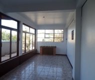 Prédio com 204m², 3 dormitórios, 1 vaga no bairro Sarandi em Porto Alegre