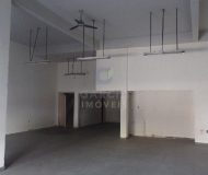 Prédio com 204m², 3 dormitórios, 1 vaga no bairro Sarandi em Porto Alegre