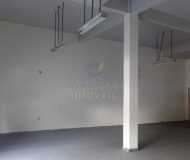 Prédio com 204m², 3 dormitórios, 1 vaga no bairro Sarandi em Porto Alegre