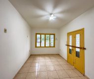 Casa com 50m², 2 dormitórios no bairro Sarandi em Porto Alegre