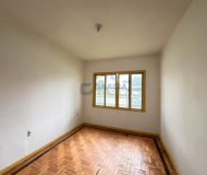 Casa com 50m², 2 dormitórios no bairro Sarandi em Porto Alegre