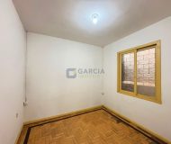 Casa com 50m², 2 dormitórios no bairro Sarandi em Porto Alegre