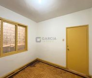Casa com 50m², 2 dormitórios no bairro Sarandi em Porto Alegre