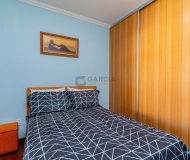 Casa com 302m², 4 dormitórios, 2 suítes, 4 vagas no bairro Jardim Lindóia em Porto Alegre