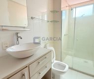 Apartamento com 80m², 2 dormitórios, 1 suíte, 2 vagas no bairro Jardim Lindóia em Porto Alegre