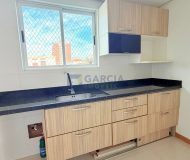 Apartamento com 80m², 2 dormitórios, 1 suíte, 2 vagas no bairro Jardim Lindóia em Porto Alegre