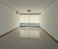 Apartamento com 80m², 2 dormitórios, 1 suíte, 2 vagas no bairro Jardim Lindóia em Porto Alegre