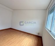 Apartamento com 80m², 2 dormitórios, 1 suíte, 2 vagas no bairro Jardim Lindóia em Porto Alegre