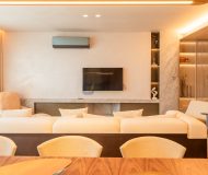 Apartamento com 322m², 4 dormitórios, 4 suítes, 4 vagas no bairro Moinhos de Vento em Porto Alegre