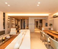 Apartamento com 322m², 4 dormitórios, 4 suítes, 4 vagas no bairro Moinhos de Vento em Porto Alegre