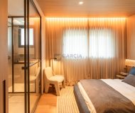 Apartamento com 322m², 4 dormitórios, 4 suítes, 4 vagas no bairro Moinhos de Vento em Porto Alegre
