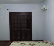 Casa com 250m², 3 dormitórios, 1 suíte, 2 vagas no bairro Sarandi em Porto Alegre