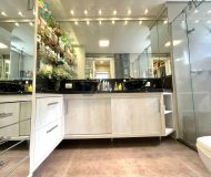 Apartamento com 180m², 3 dormitórios, 3 suítes, 4 vagas no bairro Bela Vista em Porto Alegre