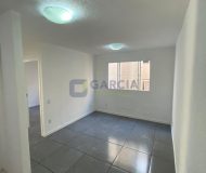 Apartamento com 40m², 2 dormitórios, 1 vaga no bairro Mário Quintana em Porto Alegre