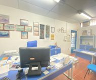 Prédio com 330m², 3 dormitórios, 1 suíte no bairro Vila Jardim América em Cachoeirinha