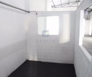 Depósito com 260m², 2 vagas no bairro Santa Maria Goretti em Porto Alegre