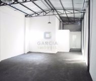 Depósito com 260m², 2 vagas no bairro Santa Maria Goretti em Porto Alegre