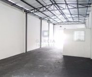 Depósito com 260m², 2 vagas no bairro Santa Maria Goretti em Porto Alegre