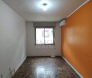 Apartamento com 46m², 1 dormitório, 1 vaga no bairro Jardim Leopoldina em Porto Alegre