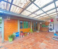 Casa com 300m², 4 dormitórios, 1 suíte, 2 vagas no bairro Sarandi em Porto Alegre