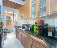 Casa com 300m², 4 dormitórios, 1 suíte, 2 vagas no bairro Sarandi em Porto Alegre