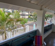 Casa com 200m², 5 dormitórios, 2 suítes, 4 vagas no bairro Jardim Itu em Porto Alegre