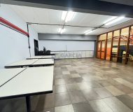 Depósito com 2.100m² no bairro São Sebastião em Porto Alegre