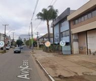 Prédio com 363m², 1 dormitório, 2 vagas no bairro São João em Porto Alegre