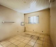 Casa com 290m², 2 dormitórios, 3 vagas no bairro Sarandi em Porto Alegre