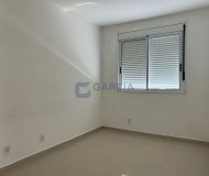 Apartamento com 51m², 2 dormitórios, 1 suíte, 1 vaga no bairro São Sebastião em Porto Alegre