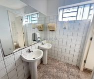 Depósito com 780m² no bairro Sarandi em Porto Alegre