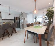 Apartamento com 65m², 2 dormitórios, 1 suíte, 1 vaga no bairro São Sebastião em Porto Alegre