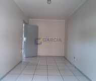 Apartamento com 55m², 2 dormitórios no bairro Vila Leão em Porto Alegre