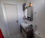 Casa com 60m², 2 dormitórios, 4 vagas no bairro Sarandi em Porto Alegre