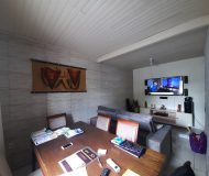 Casa com 60m², 2 dormitórios, 4 vagas no bairro Sarandi em Porto Alegre