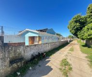 Terreno com 600m², 1 dormitório, 1 vaga no bairro Sarandi em Porto Alegre