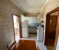 Apartamento com 76m², 3 dormitórios, 1 vaga no bairro São Sebastião em Porto Alegre