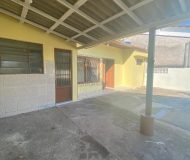 Casa com 74m², 3 dormitórios, 4 vagas no bairro Sarandi em Porto Alegre