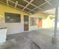 Casa com 74m², 3 dormitórios, 4 vagas no bairro Sarandi em Porto Alegre