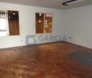 Depósito com 750m², 4 vagas no bairro Navegantes em Porto Alegre