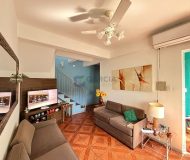 Casa com 154m², 3 dormitórios, 2 vagas no bairro Jardim Itu em Porto Alegre