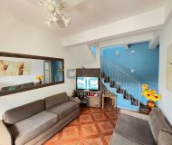 Casa com 154m², 3 dormitórios, 2 vagas no bairro Jardim Itu em Porto Alegre