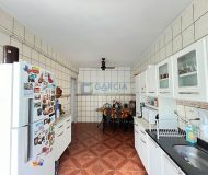 Casa com 154m², 3 dormitórios, 2 vagas no bairro Jardim Itu em Porto Alegre