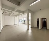 Loja com 150m² no bairro Passo da Areia em Porto Alegre