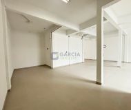 Loja com 150m² no bairro Passo da Areia em Porto Alegre